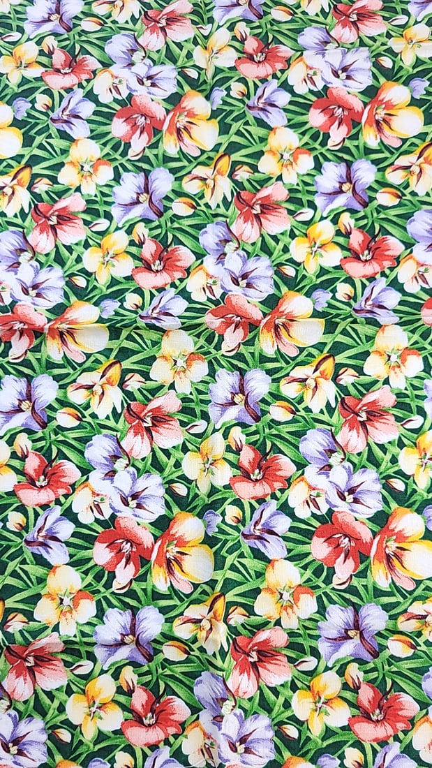 The State Flowers Collection by Susan Ellis Utah Sego Lily 22 X 18: Large assortment of vintage fabric from an estate. Fabric is described as per the bolt it is on and measurements are approximate based on the updated bolt markings and counting wraps.Local pick up is 