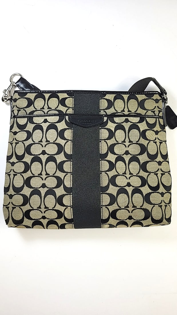 Coach Crossbody Purse Black Monogram Canvas Medium GUC (1 of 11)