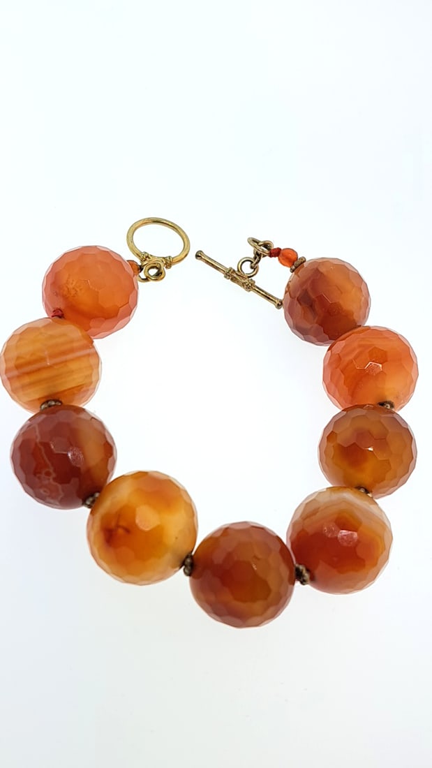 Sterling Mounted Chunky Quartz Bead Bracelet 8: This is an estate auction in Seattle WA featuring estate jewelry and collectibles.This auction offers local pick up in the Seattle area on 9/13 between 10am-3pm. If you intend to pick up please ensure