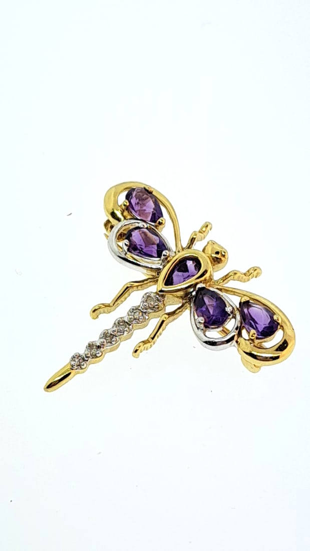Henry Ngai HN 14k Gold Amethyst and Diamond Dragonfly Brooch: This is an estate auction in Seattle WA featuring estate jewelry and collectibles.This auction offers local pick up in the Seattle area on 9/13 between 10am-3pm. If you intend to pick up please ensure