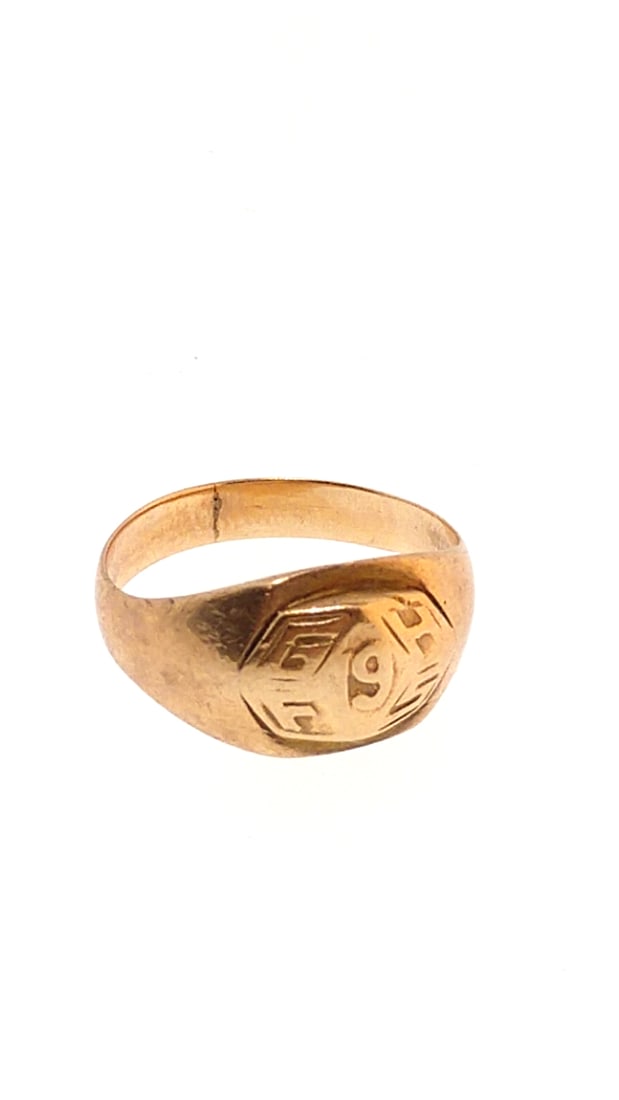 Vintage Class Ring 3.9g 14k Gold Size 6 (1 of 3)