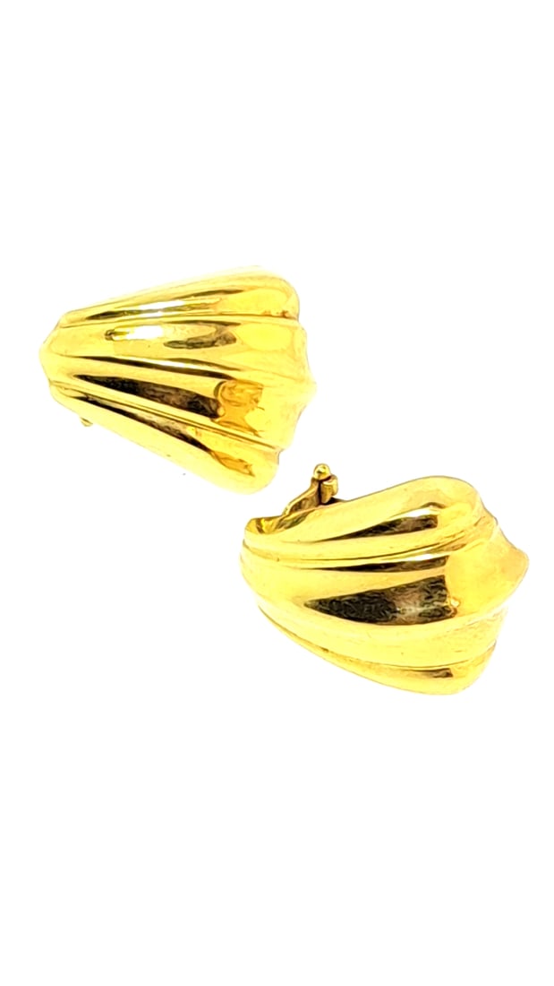 Milor Italy 18k Gold Earrings 7.7g: This is an estate auction in Seattle WA featuring estate jewelry and collectibles.This auction offers local pick up in the Seattle area on 9/13 between 10am-3pm. If you intend to pick up please ensure