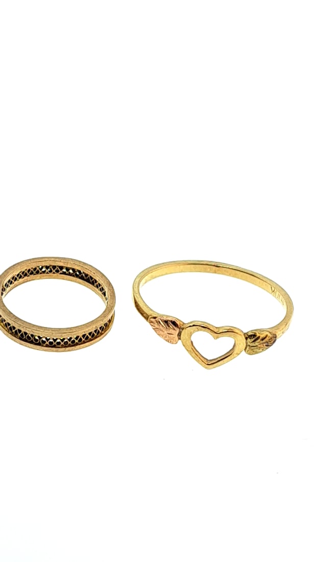 10k Gold Heart Ring Size 5 Plus Childs 10k Ring 1.7g: This is an estate auction in Seattle WA featuring estate jewelry and collectibles.This auction offers local pick up in the Seattle area on 9/13 between 10am-3pm. If you intend to pick up please ensure