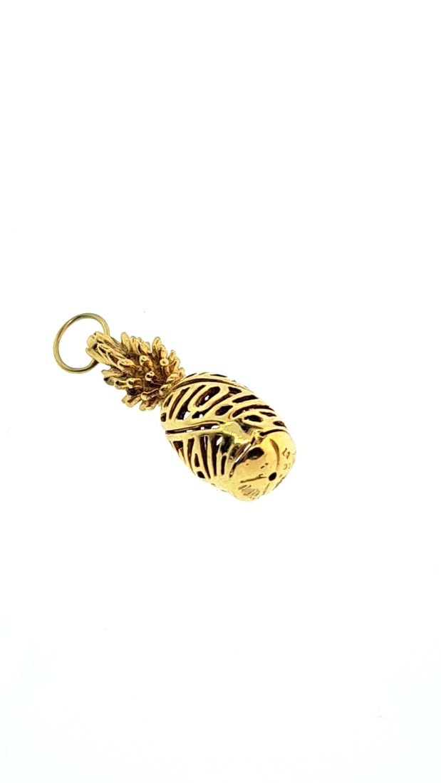 14k Gold Hawaii Pineapple Pendant 1.75g (1 of 4)