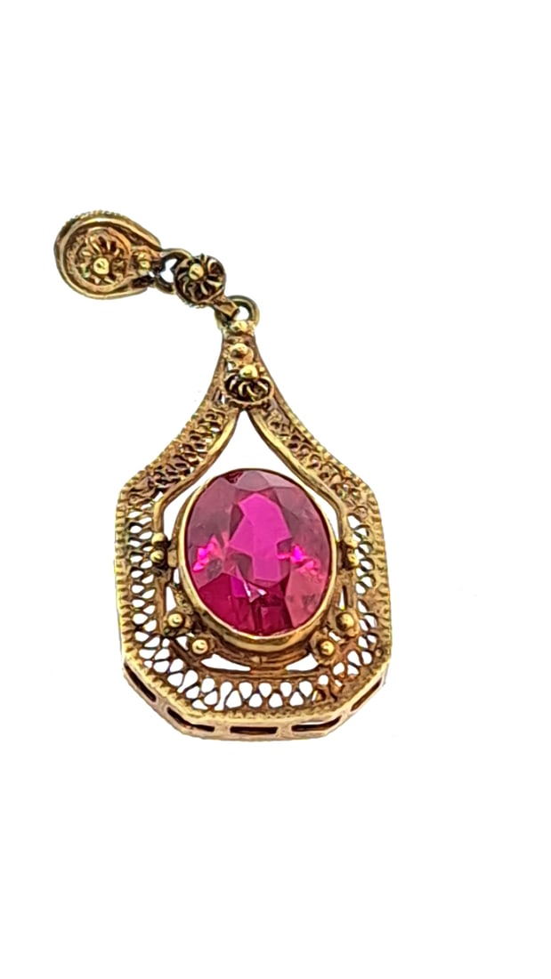 Antique 9k Gold and Large Ruby Pendant xray tested 1.75g (1 of 4)