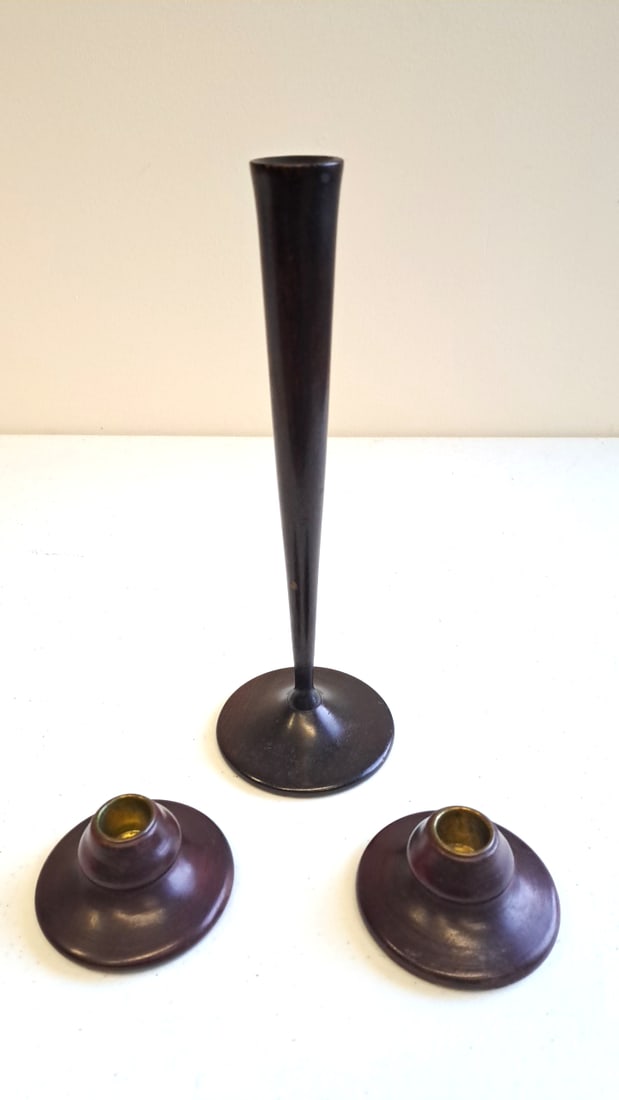 Vintage treen collection vase and candle holders: This is an estate auction in Seattle WA featuring artwork, furniture, and general estate items.This auction offers local pick up in the Seattle area on 9/13 between 10am-3pm. If you intend to pick up,