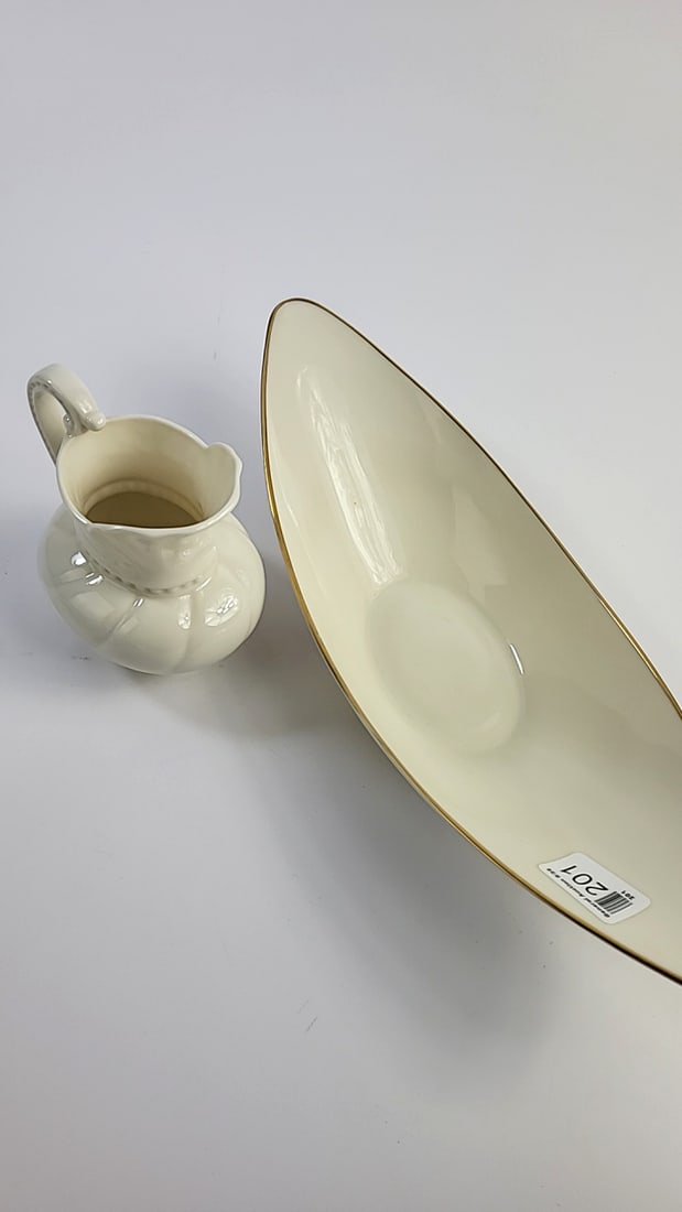 Lenox serving dish and milk jug (1 of 6)