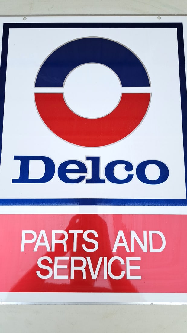 Delco Parts and Service Sign Vintage Red Blue Logo Metal Display Wall Decor (1 of 8)