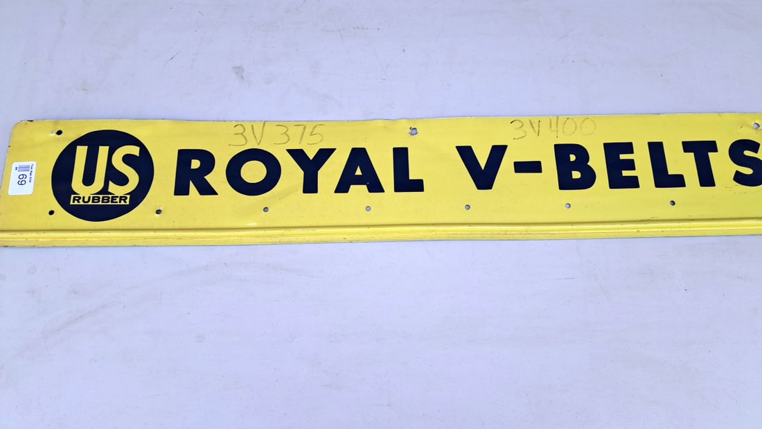 US Rubber Royal V-Belts Sign Yellow Vintage Metal Industrial Decor Retro Collectible (1 of 7)