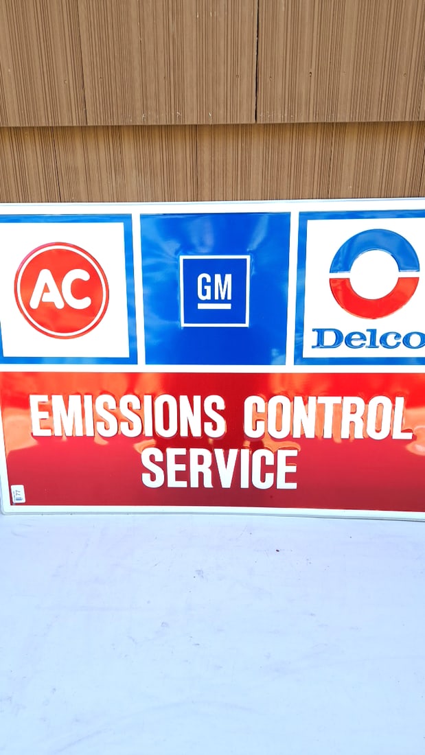 Vintage GM AC Delco Emissions Control Service Sign Red Blue Excellent Condition (1 of 5)