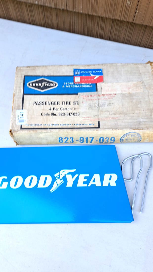 Goodyear Vintage Passenger Tire Stand Display Sign Blue New Old Stock (1 of 4)