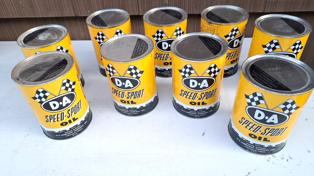 Vintage D-A Speed-Sport Oil Cans Yellow Racing Lubricant Sealed Collectible Lot of 9: 12x12x12 20 READ: There are limited shipping options for this auction.This is an estate auction in Seattle WA featuring artwork, furniture, and general estate items.This auction offers local pick up i