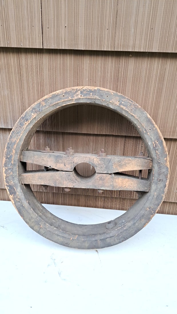 Vintage Wooden Flat Belt Pulley Rustic Decor Antique 24-Inch Wall Hanging Display (1 of 11)