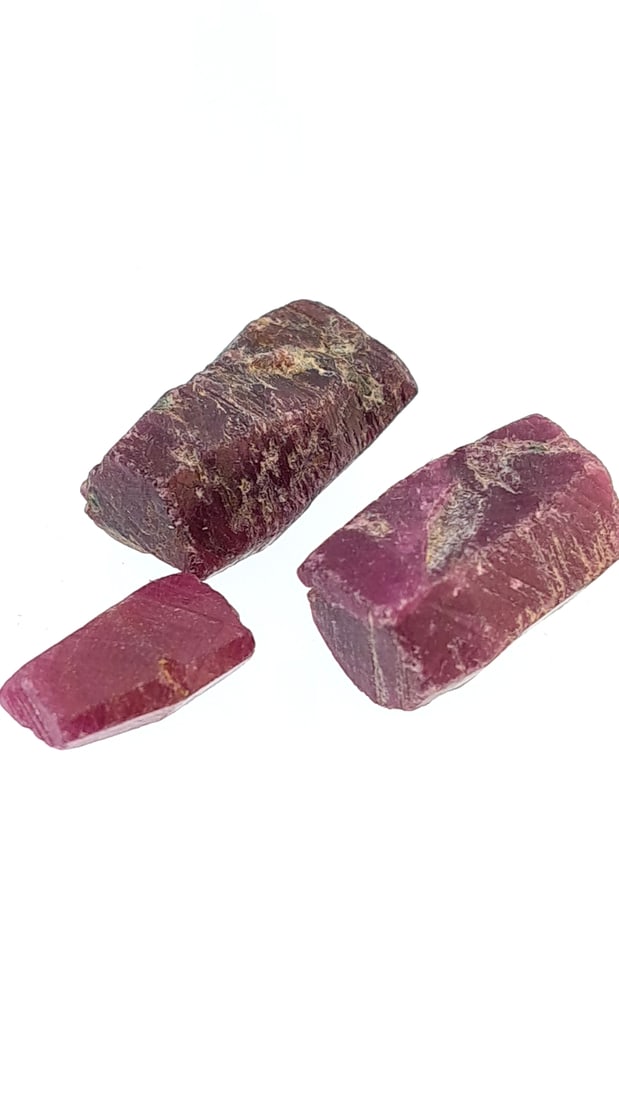 Rough Ruby 16.4g (1 of 4)