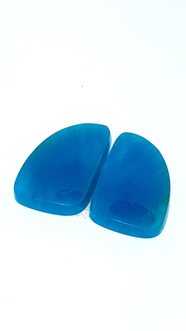 Blue Onyx / Sulemani Hakik Aqeeq Polished Pair 18x12mm 16c: This is a continuation of our pro jeweler's estate auction. These are from his personal collection, many faceted by himself. Gems were cataloged with the assistance of GIA certified jewelers. Weights 