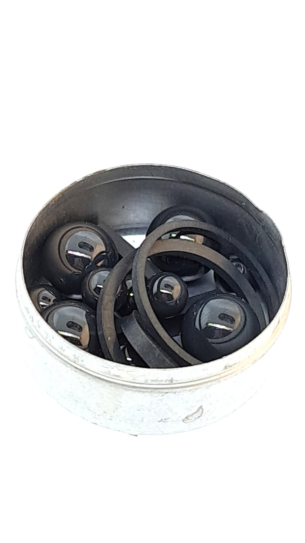 Gray Agate (tests Spinel Presidium) Spheres: This is a continuation of our pro jeweler's estate auction. These are from his personal collection, many faceted by himself. Gems were cataloged with the assistance of GIA certified jewelers. Weights