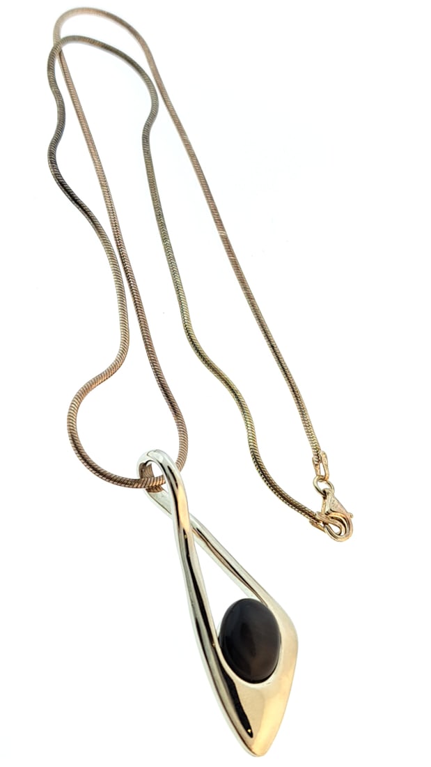 Lia Sophia Pendant And Sterling Rope Chain: This jewelry auction is part of an estate sale on 11/7 in Edmonds WA. Pick up will be at the sale, details here https://www.estatesales.net/WA/Edmonds/98026/4683240. Items tested using Kee gold tester