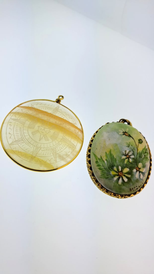 Vintage Hand-painted Floral Oval Locket Pendant & Compass Design Round Medallion: This jewelry auction is part of an estate sale on 11/7 in Edmonds WA. Pick up will be at the sale, details here https://www.estatesales.net/WA/Edmonds/98026/4683240. Items tested using Kee gold tester