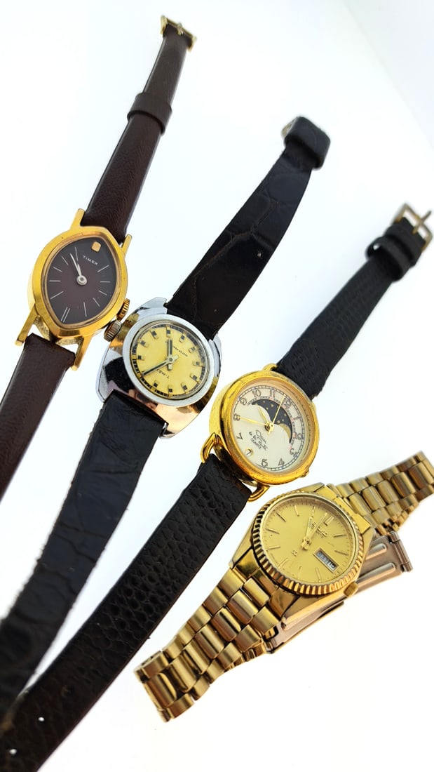 Vintage Women's Watch Lot Timex Seiko Moon Phase (1 of 9)