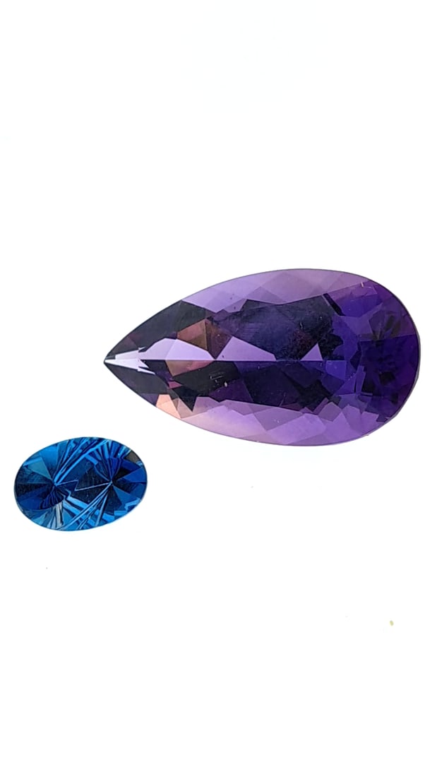 Loose Faceted Amethyst & Blue Topaz Gemstones, Pear & Oval Cut, Excellent Condition 30ct (1 of 7)