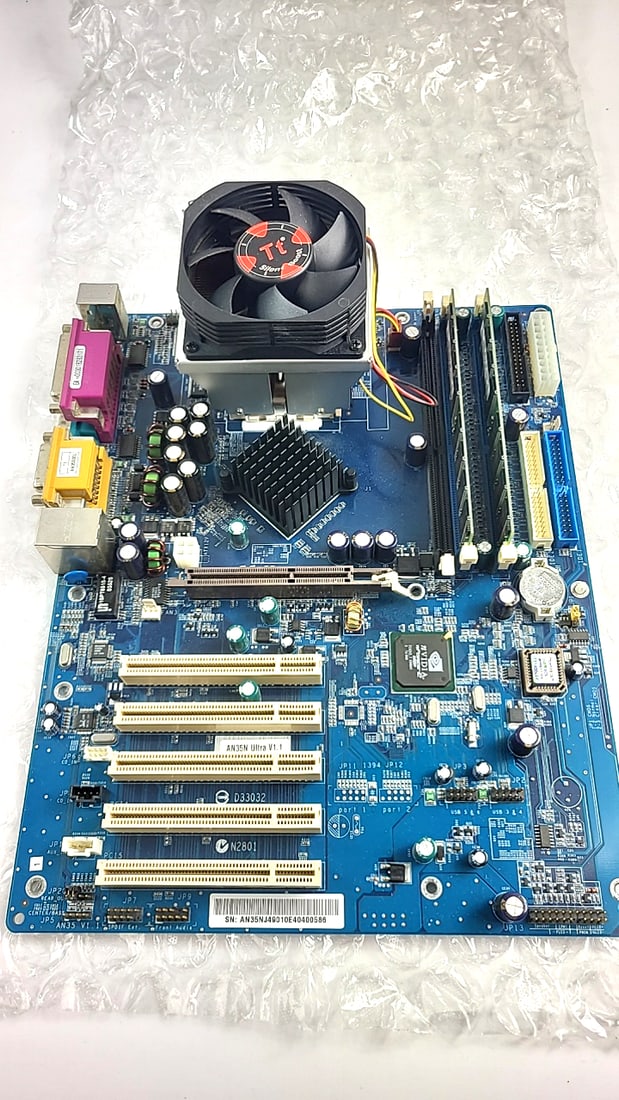Thermaltake AN35N Ultra Motherboard ATX Socket CPU Fan Heatsink Blue: Nice selection of vintage electronics including military radios and components, amateur radio equipment, vintage computing, and more. Most equipment is UNTESTED. Where we’ve don’t testing 