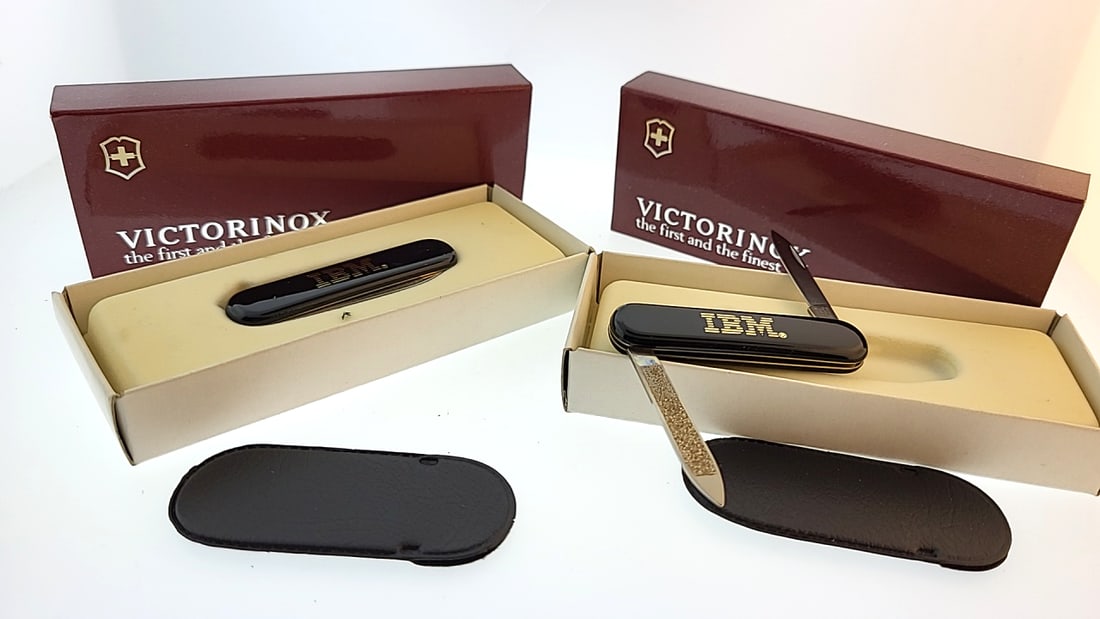 2 x Victorinox Swiss Army Knife IBM Edition Black Gift Set with Box (1 of 4)