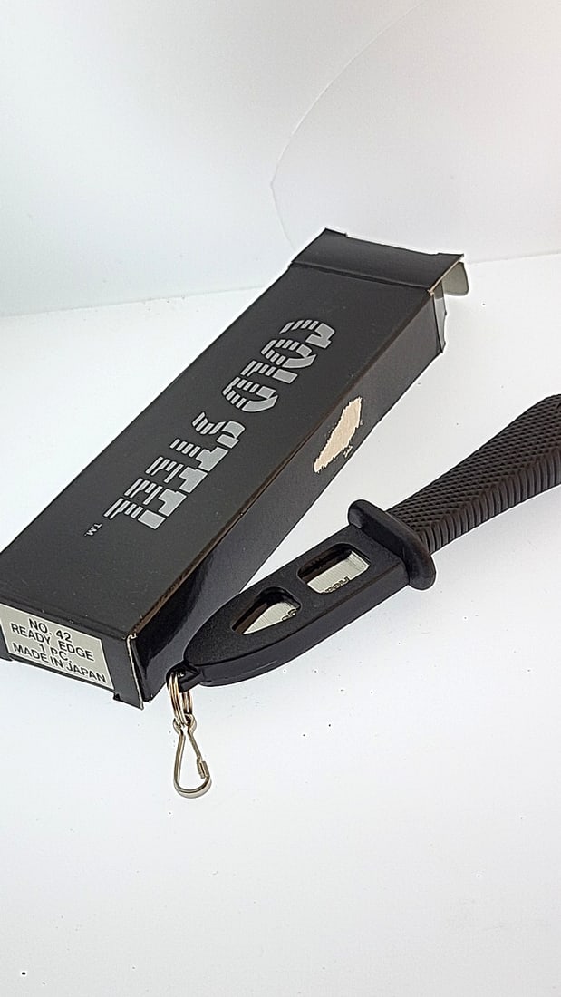 Ready Edge No. 42 Knife and Sheath Black - Made in Japan new: "great selection of pens, watches, knives, and other gift items. Pens are in as found condition, please inspect pictures closely. Watches are working unless stated otherwise, however they may need nee