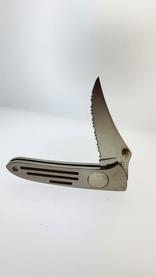Magnum Folding Knife Serrated Blade Stainless Steel Pocket Knife (1 of 6)