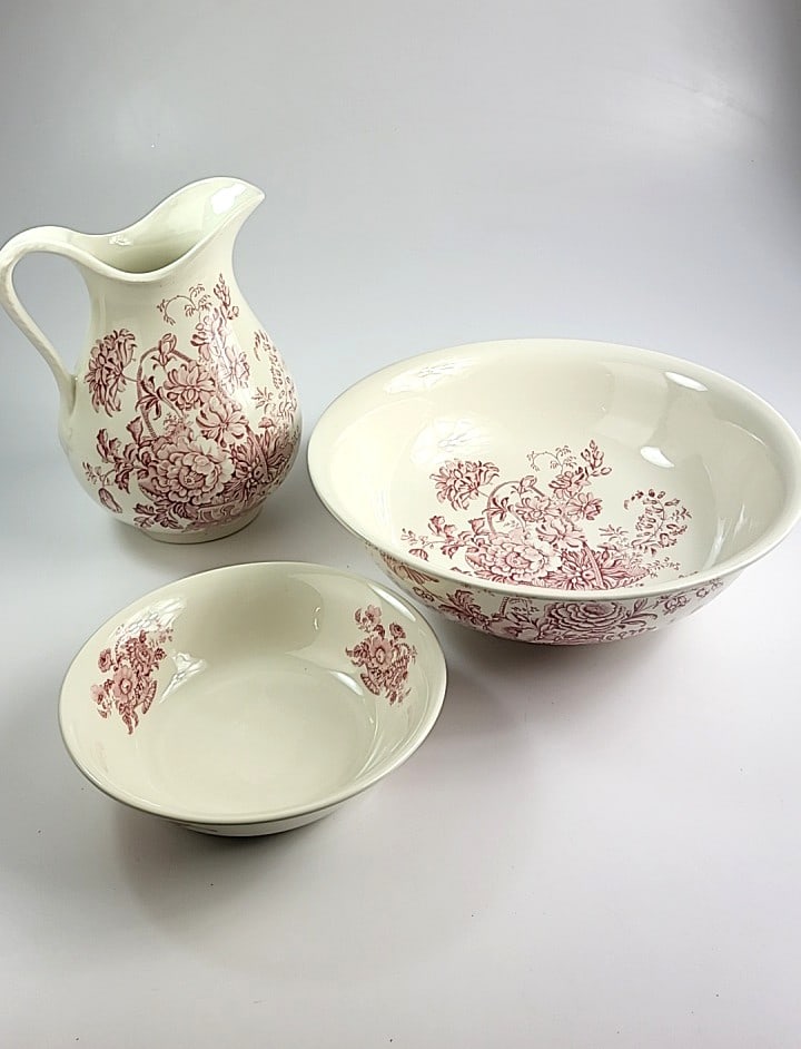 Vintage Charlotte Royal Crownford Floral Porcelain Pitcher and Basin Set from Staddordshire England (1 of 12)
