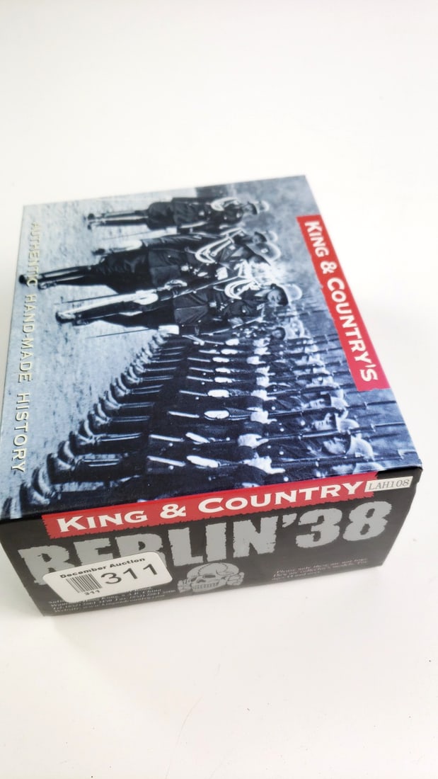 King & Country Berghof BERLIN '38 LAH108 Authentic Handmade History Military Model Kit (1 of 5)