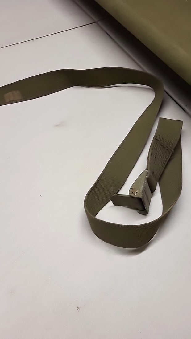 Vintage Military Green Canvas Stretcher with Straps - Metal Spines / Wood Handles 90" Long ' 22" ... - 5