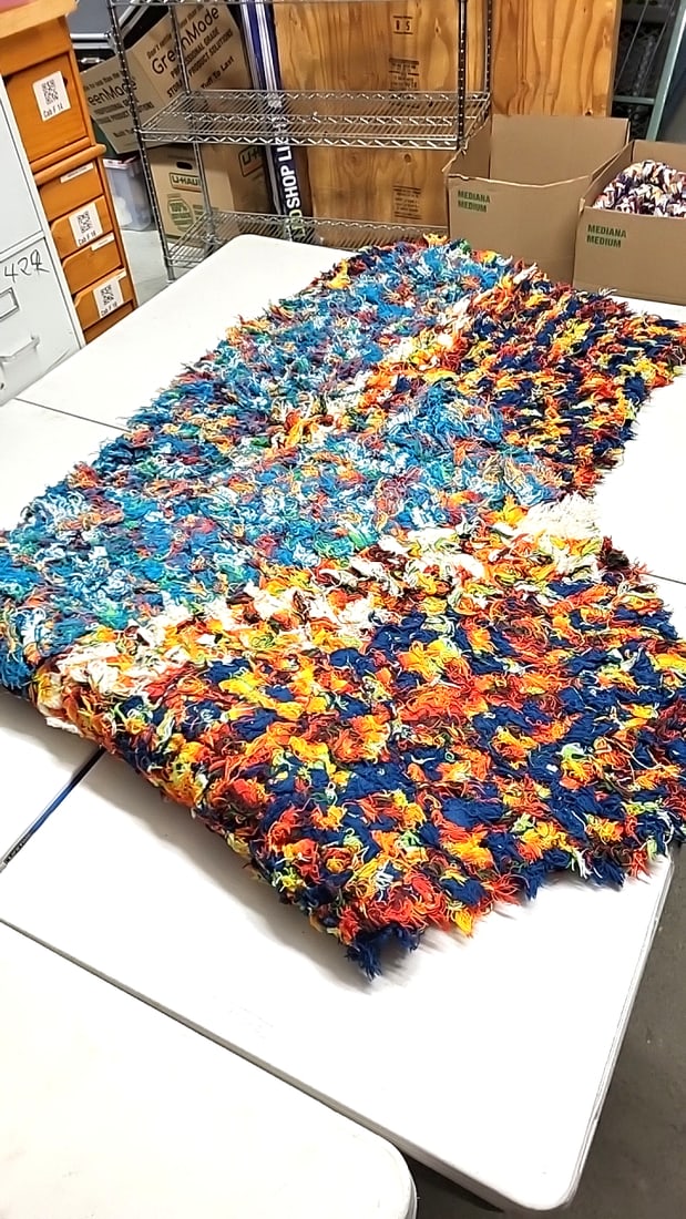 Pendleton Factory Selvage Wool Rug 102" x 36" x 3" - 6