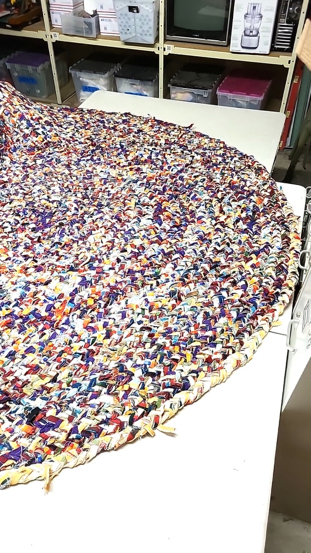 Circular Pendleton Factory Selvage Wool Rug 84" - 2