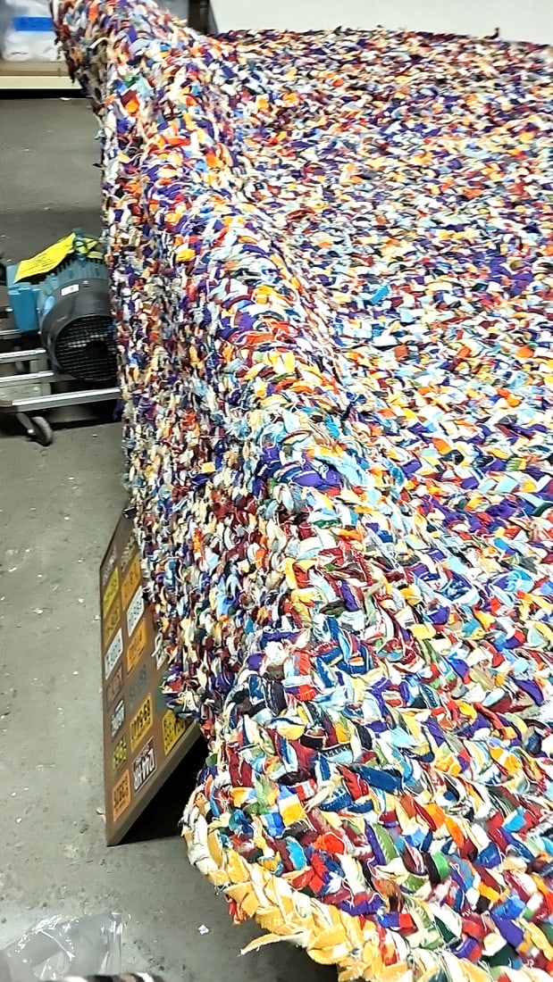 Circular Pendleton Factory Selvage Wool Rug 84" - 3