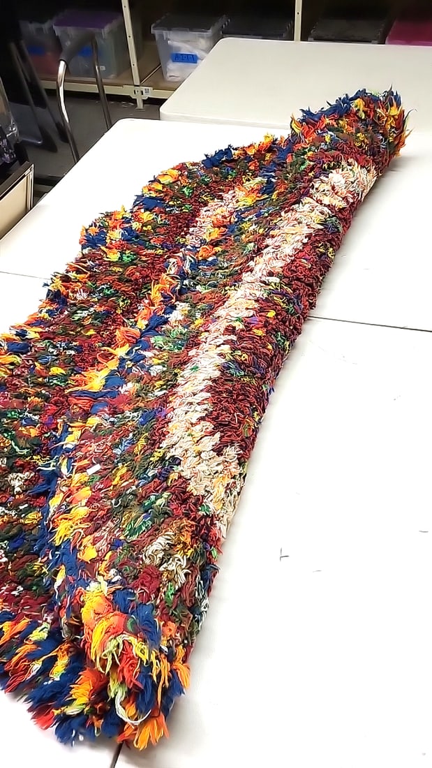 Oval Pendleton Factory Selvage Wool Rug 64" x 36" - 4