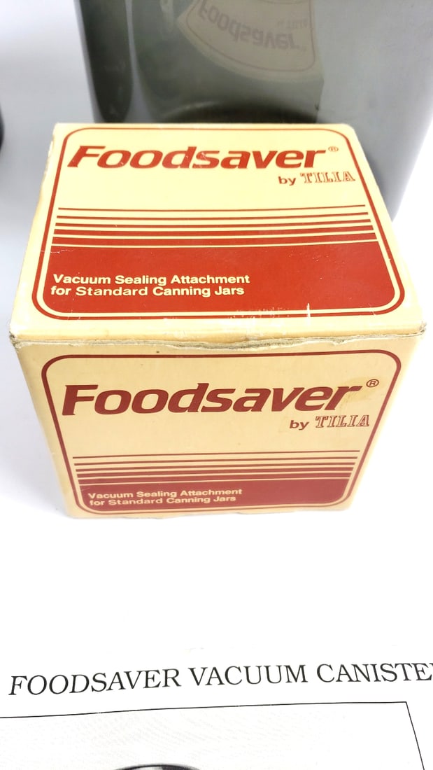 Foodsaver Tilia Vacuum Canisters with Accessories - Smoky Gray - Vacuum Sealer Containers Set - 4