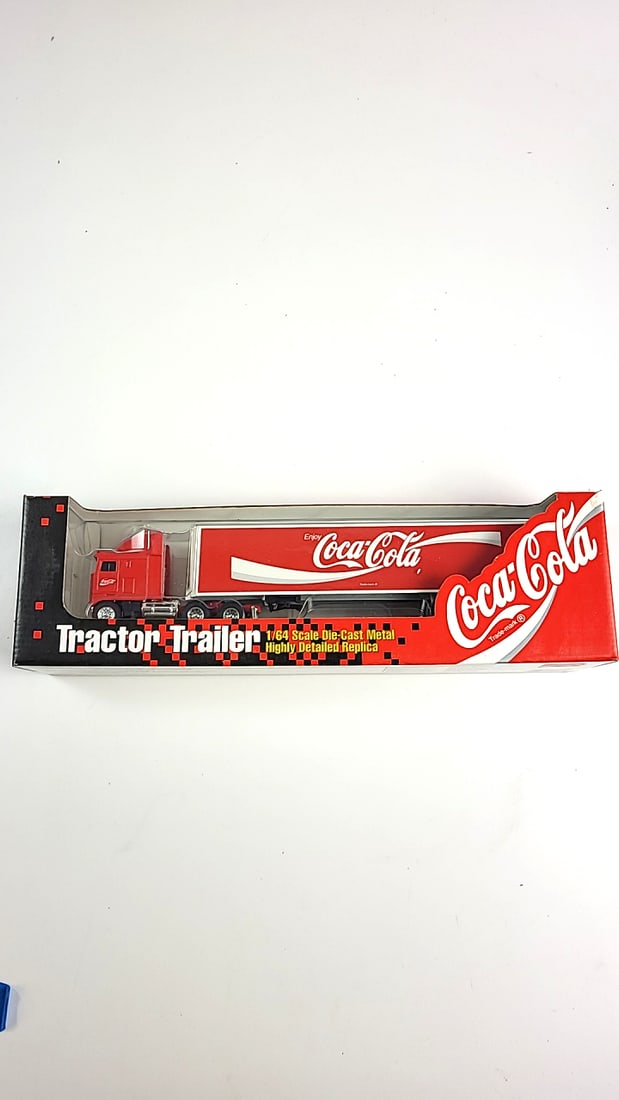 ERTL Red Diecast Coca Cola Toy Truck Model Collectible Display Box - 6
