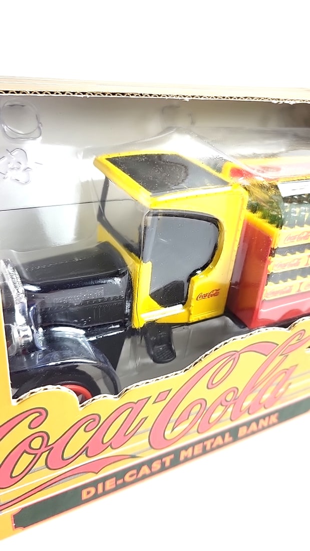 ERTL & Coca-Cola Die-Cast Metal Bank Truck Yellow Vintage Collectible - 3