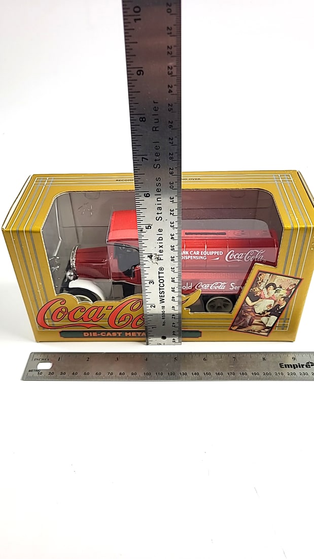 ERTL & Coca-Cola Die-Cast Metal Bank Red Tank Car Model Truck Vintage Collectible Display - 5