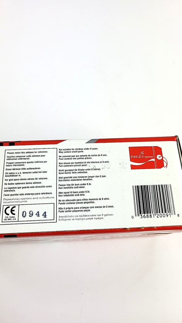 ERTL & Coca-Cola Diecast Beverage Truck 1/64 Scale Display Model Red Toy Vehicle - 7