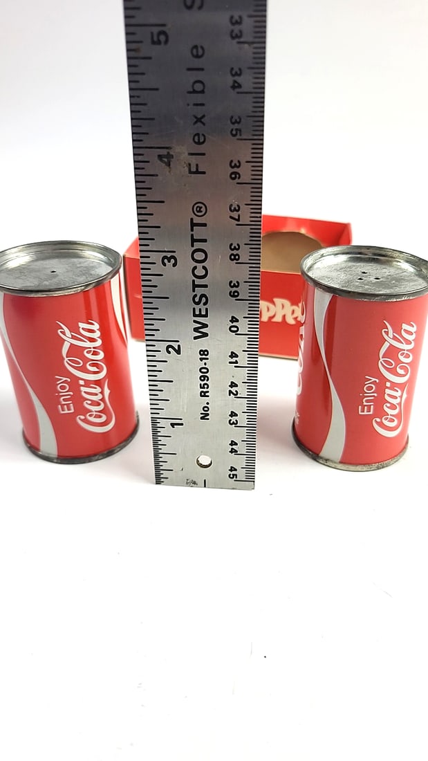 Vintage Coca-Cola Coke Can Salt & Pepper Shakers Red with Box Collectible Retro Decor - 8