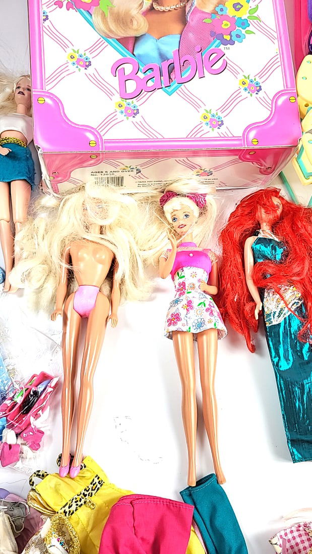 Vintage 90's Barbie Doll Lot with Accessories, Case, Backpack, Clothes, and Chairs Set - Pink/Mul... - 5