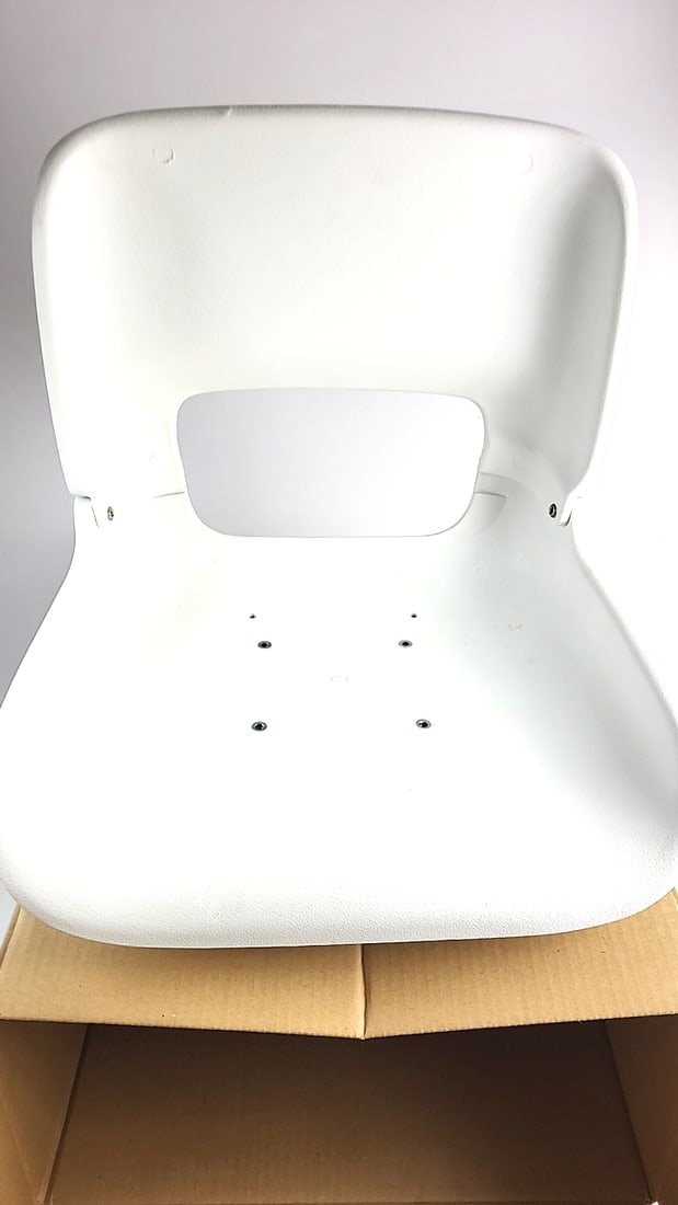 Tempress T4400 FISH-ON! White All Weather Seat Shell w/ Quick Disconnect Mount - 2
