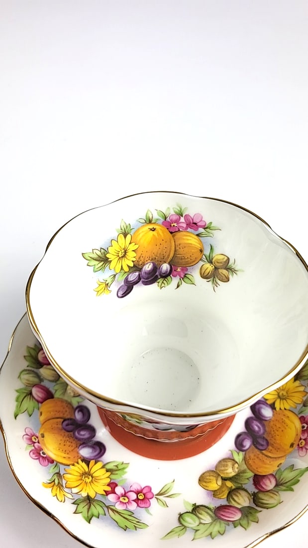 Royal Albert Bone China Country Fayre Series "Dorset" Vintage Fruit Pattern Tea Cup and Saucer Se... - 5