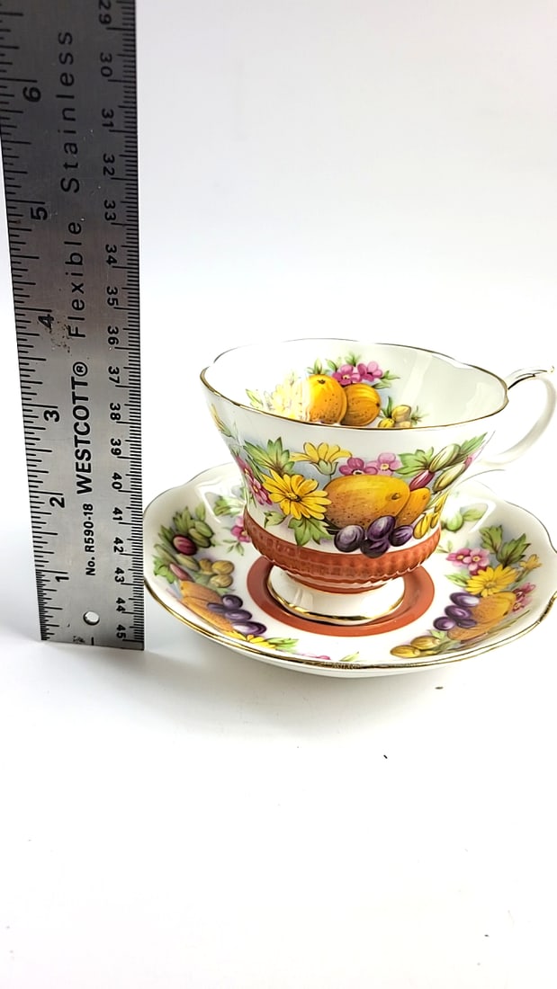 Royal Albert Bone China Country Fayre Series "Dorset" Vintage Fruit Pattern Tea Cup and Saucer Se... - 6