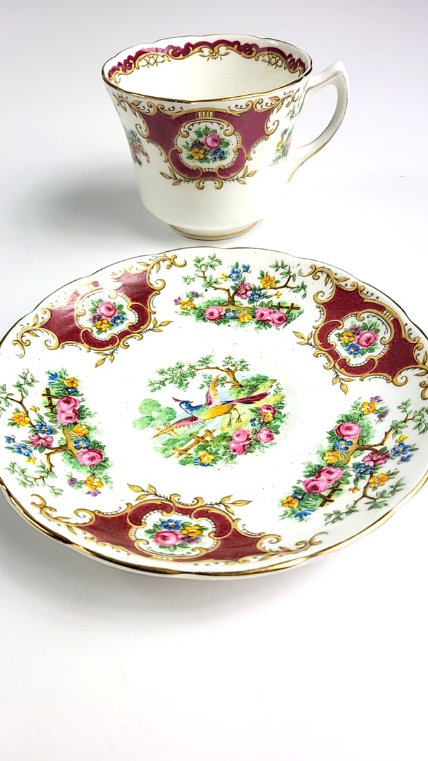 Foley Bone China "Broadway" Vintage Floral Fine China Tea Cup & Saucer Set - Ornate Design, Maroo... - 2