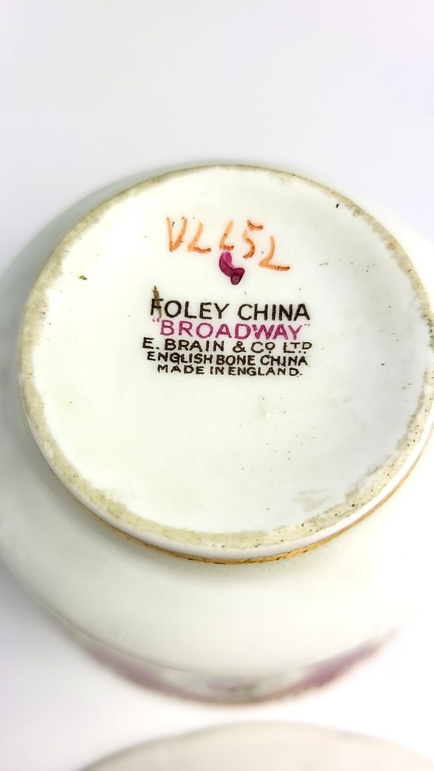 Foley Bone China "Broadway" Vintage Floral Fine China Tea Cup & Saucer Set - Ornate Design, Maroo... - 4