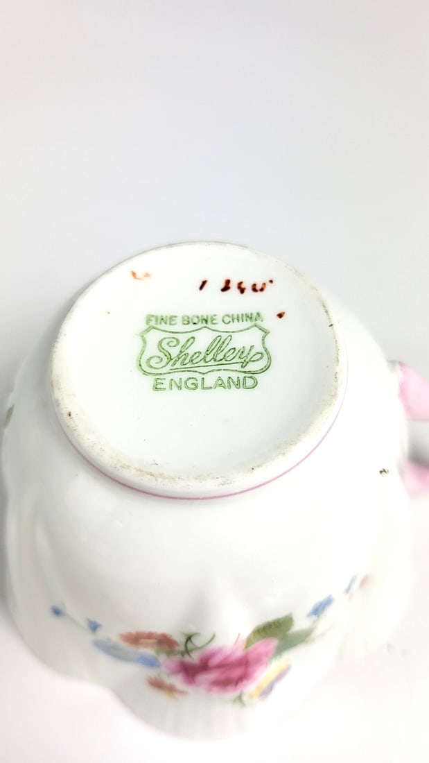 Shelley Fine Bone China Vintage Floral Tea Cup & Saucer Set Pastel Pink Flowers Scalloped Edge Ch... - 4