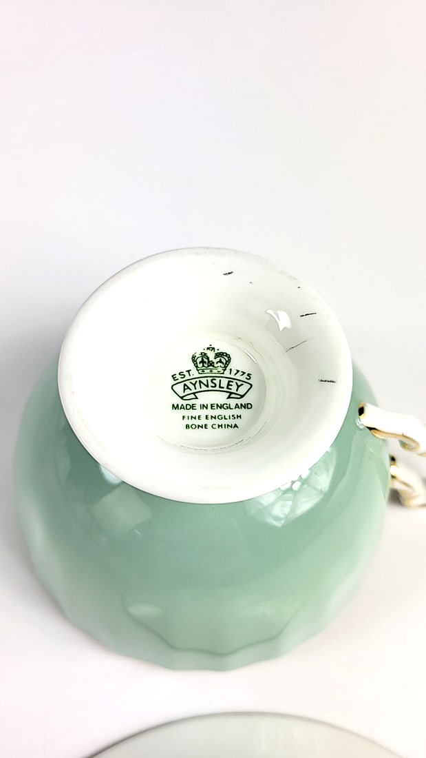 Aynsley Fine Bone China Tea Cup & Saucer Set Floral Green Gold Trim Elegant Vintage Design - 3