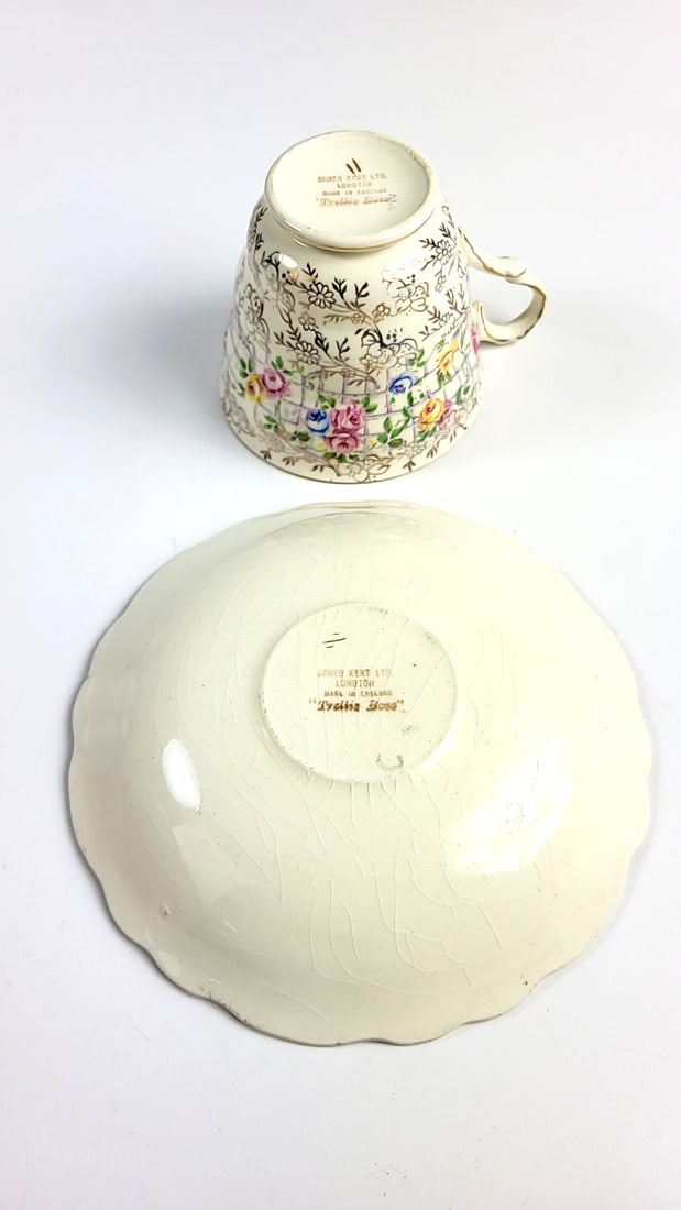 James Kent LTD. "Trellis Rose" Floral Vintage Tea Cup and Saucer Gold Trim Flower Design - 3